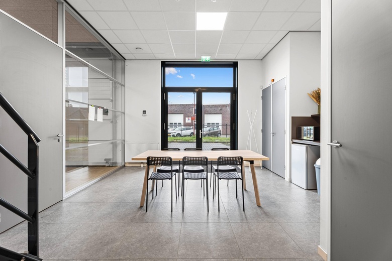 BedrijfsruimteaanAngelenweg 129<br/> inOss