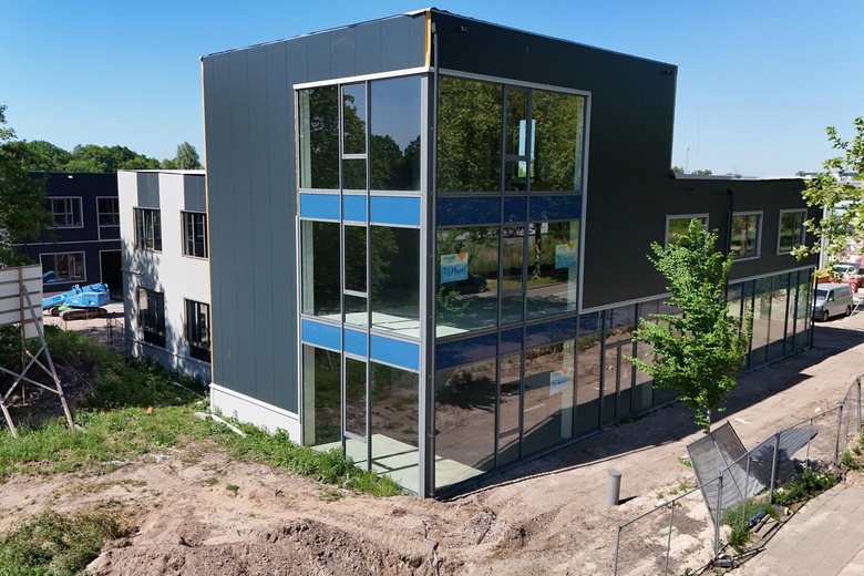 Bekijk foto 1 van Heliumweg 4 Bekijk foto 1 van Heliumweg 4