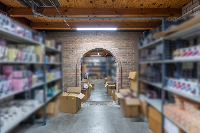 BedrijfsruimteaanHandelsweg 1<br/> inHeiloo