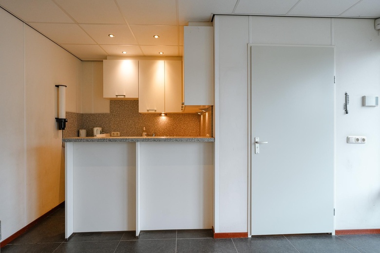 BedrijfsruimteaanDommelstraat 16<br/> inOss BedrijfsruimteaanDommelstraat 16<br/> inOss