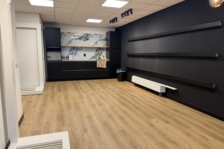 BedrijfsruimteaanVredeweg 1 L<br/> inZaandam