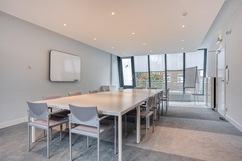 KantoorruimteaanJ.J. Viottastraat 34<br/> inAmsterdam