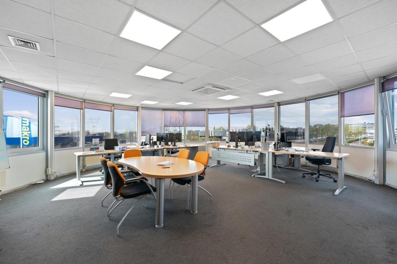 KantoorruimteaanKamerlingh Onnesweg 10<br/> inBarendrecht