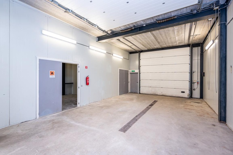 BedrijfsruimteaanBoezemweg 15<br/> inOude-Tonge