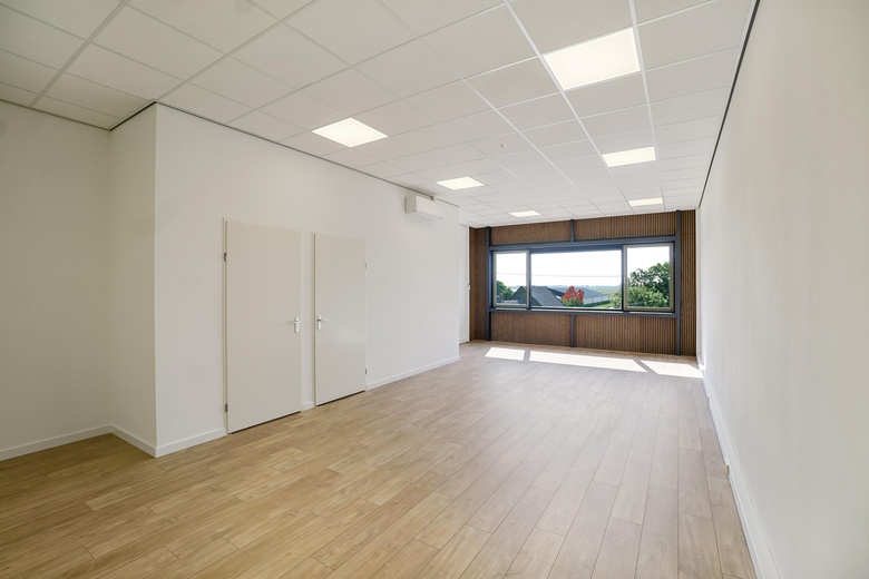 BedrijfsruimteaanMiddelblok 136 d<br/> inGouderak