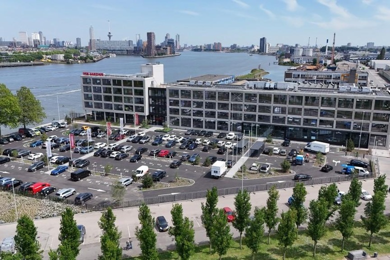 KantoorruimteaanSluisjesdijk 159<br/> inRotterdam