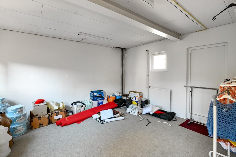 WinkelruimteaanBakkerstraat 53<br/> inArnhem WinkelruimteaanBakkerstraat 53<br/> inArnhem