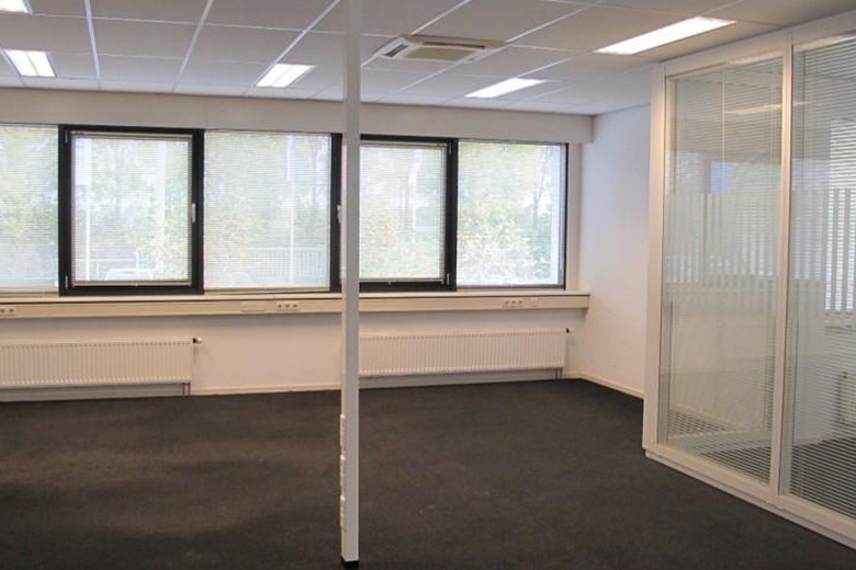 KantoorruimteaanEdisonstraat 68 A<br/> inZevenaar KantoorruimteaanEdisonstraat 68 A<br/> inZevenaar