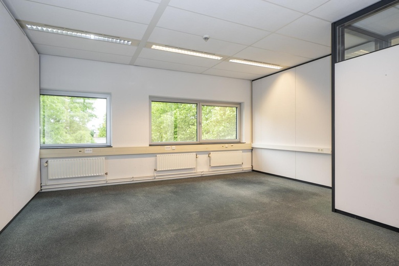 KantoorruimteaanHub Dassenplein 3<br/> inSittard KantoorruimteaanHub Dassenplein 3<br/> inSittard