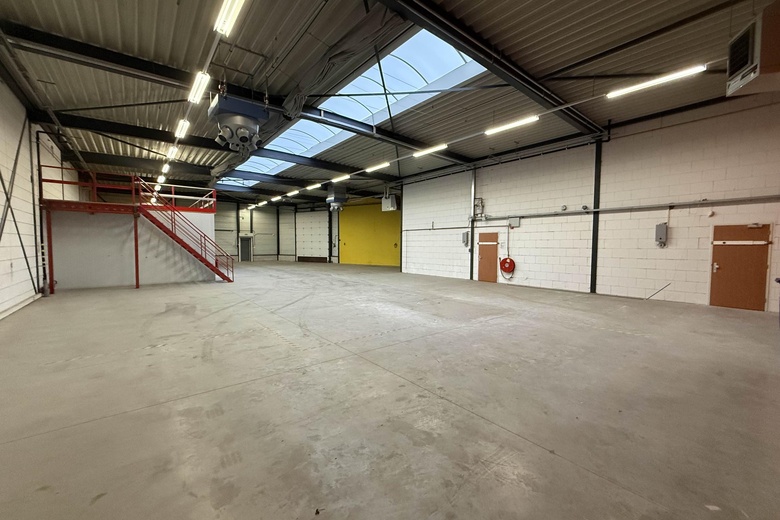 BedrijfsruimteaanProf. Asserweg 18<br/> inWaalwijk