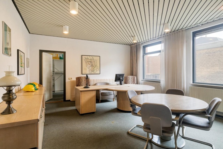 WinkelruimteaanKaaistraat 25<br/> inSteenbergen WinkelruimteaanKaaistraat 25<br/> inSteenbergen