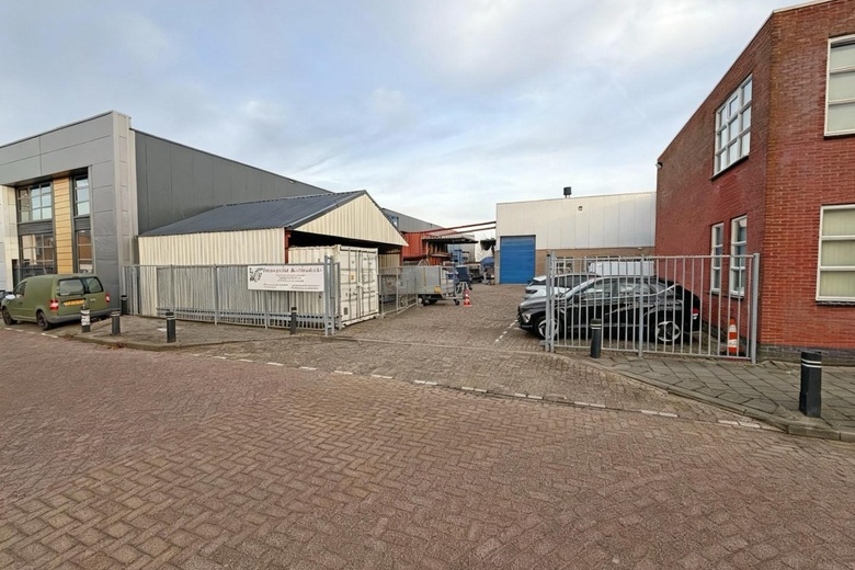 BedrijfsruimteaanLelystraat 17<br/> inSliedrecht