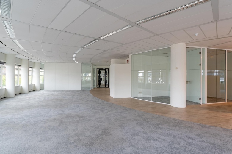 KantoorruimteaanWilhelminaplein 1 - 40<br/> inRotterdam KantoorruimteaanWilhelminaplein 1 - 40<br/> inRotterdam