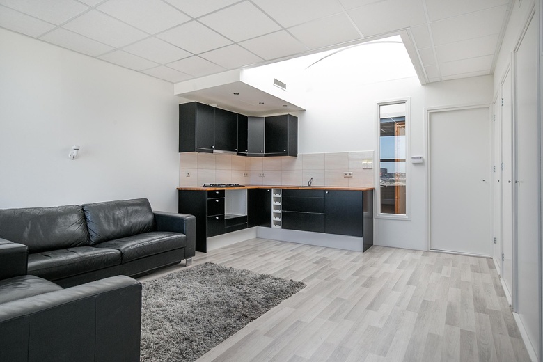 BedrijfsruimteaanStormpolderdijk 2 a<br/> inKrimpen aan den IJssel