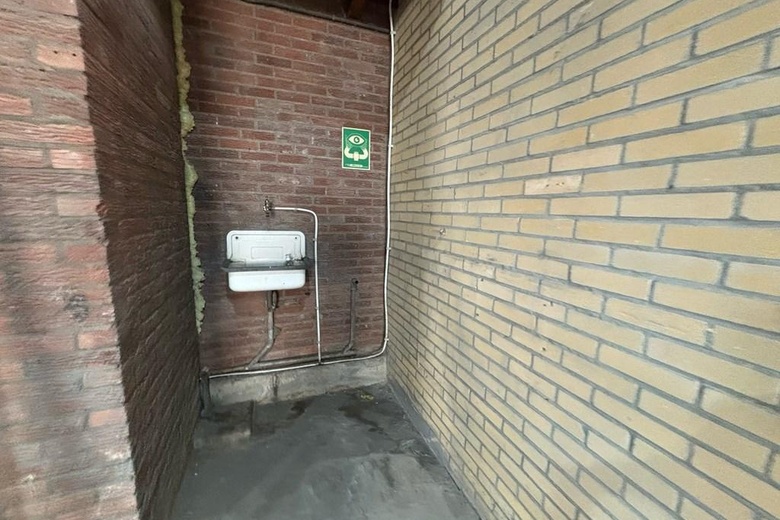 BedrijfsruimteaanBarakkenweg 5<br/> inEmmeloord BedrijfsruimteaanBarakkenweg 5<br/> inEmmeloord