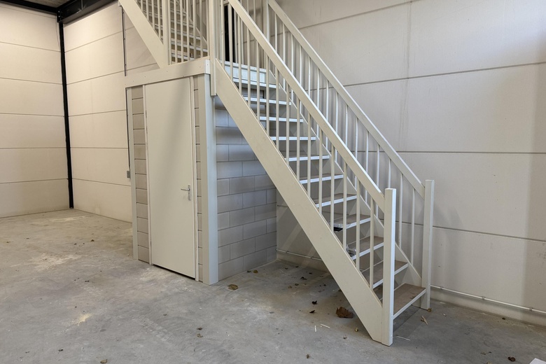 BedrijfsruimteaanReedijk 8 F 28<br/> inHeinenoord