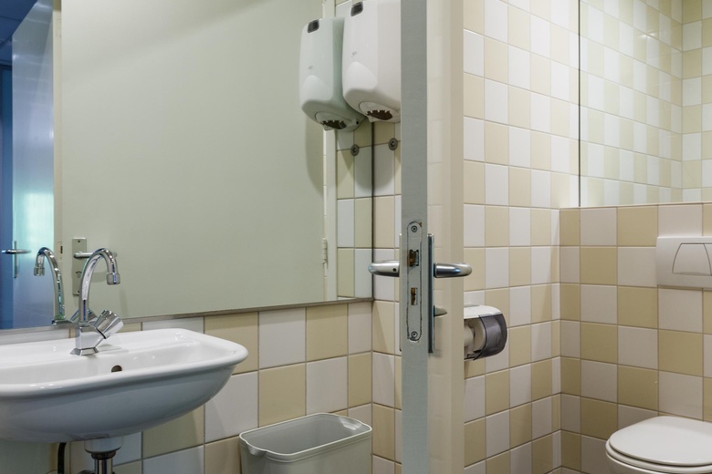 KantoorruimteaanMeidoornkade 18<br/> inHouten