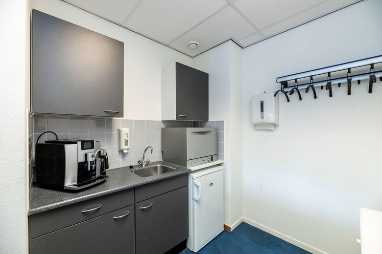 BedrijfsruimteaanAalborg 4<br/> inBarendrecht BedrijfsruimteaanAalborg 4<br/> inBarendrecht