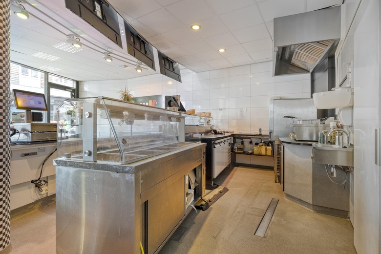 WinkelruimteaanZonstraat 34<br/> inEnschede WinkelruimteaanZonstraat 34<br/> inEnschede