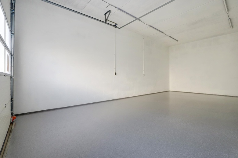 BedrijfsruimteaanGoudsmid 64<br/> inTer Aar