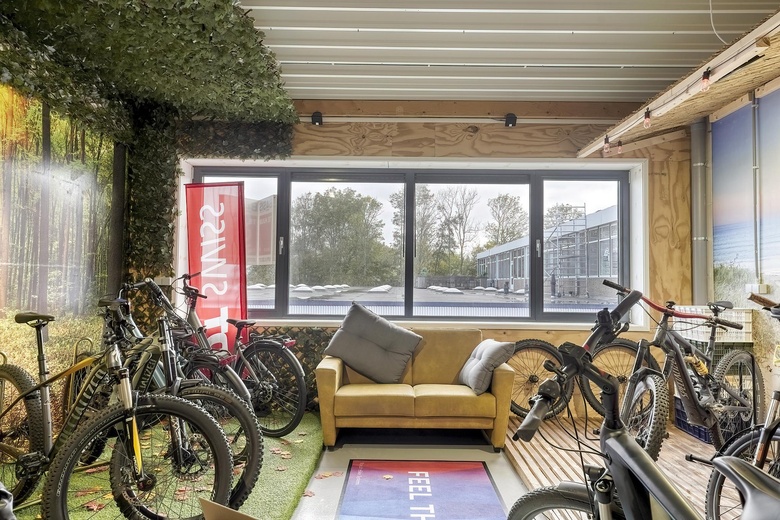 BedrijfsruimteaanIndustrieweg 5 e<br/> inVoorschoten