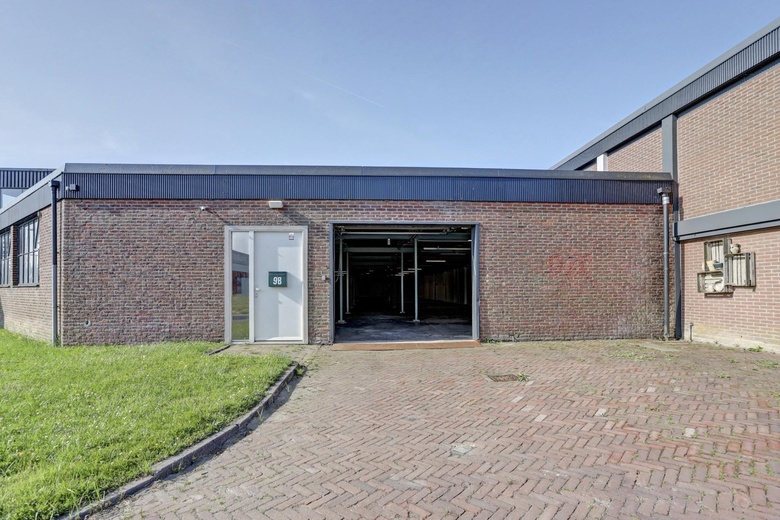 BedrijfsruimteaanToutenburgstraat 11<br/> inLeeuwarden