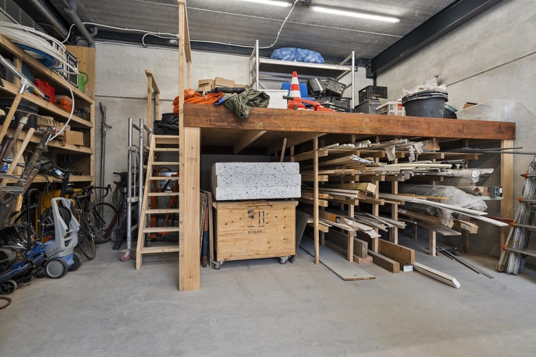 BedrijfsruimteaanIndustrieweg Oost 9<br/> inElst