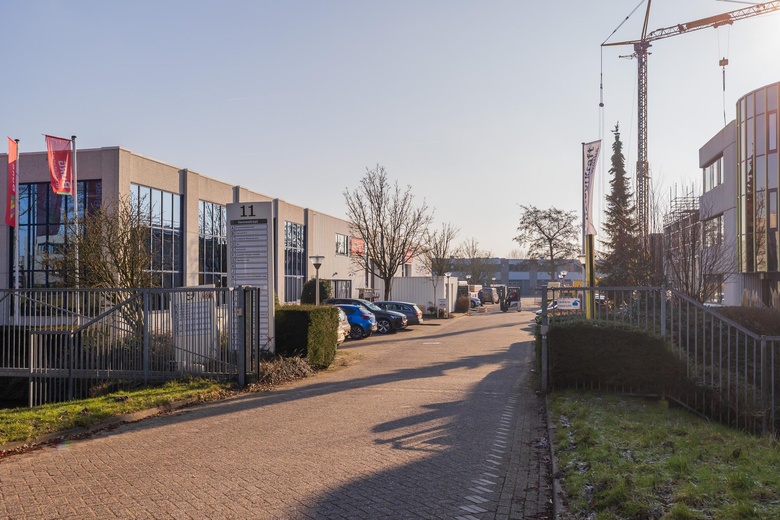 BedrijfsruimteaanVennestraat 11 V<br/> inLisse BedrijfsruimteaanVennestraat 11 V<br/> inLisse