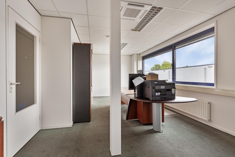 BedrijfsruimteaanSchotsbossenstraat 8<br/> inRoosendaal