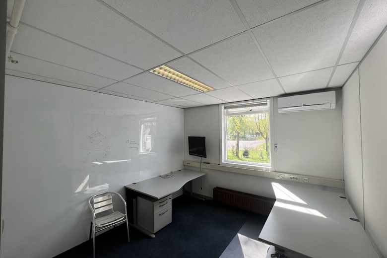 KantoorruimteaanKalkoenweg 40<br/> inErmelo KantoorruimteaanKalkoenweg 40<br/> inErmelo