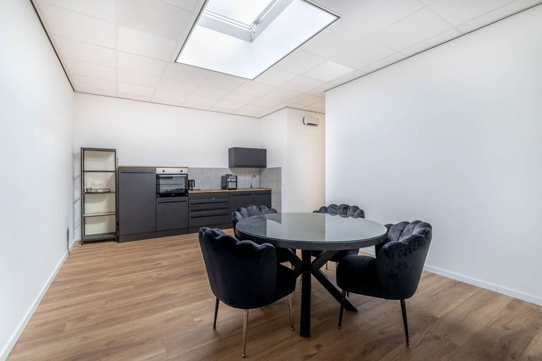 BedrijfsruimteaanStaringlaan 14 D<br/> inWaddinxveen