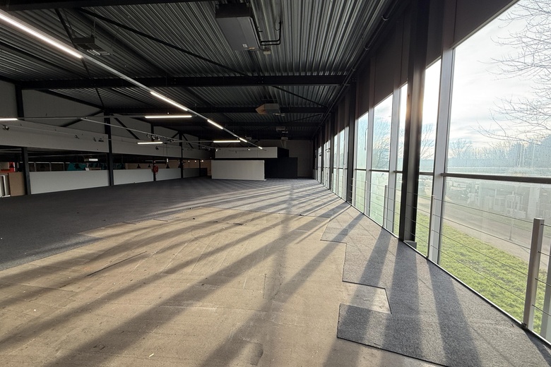 BedrijfsruimteaanSchuttevaerweg 41 A<br/> inRotterdam