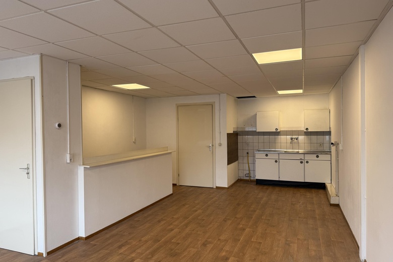 BedrijfsruimteaanRosbayerweg 131<br/> inWormerveer