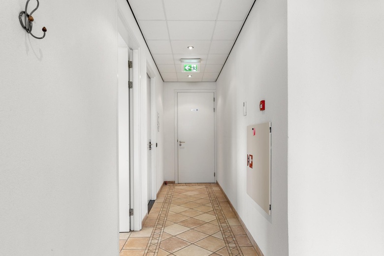 KantoorruimteaanNeonstraat 20<br/> inEde KantoorruimteaanNeonstraat 20<br/> inEde