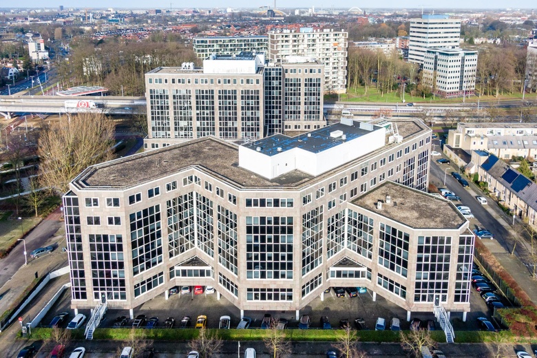 Bekijk foto Kantoorruimte aan de Moeder Teresalaan 100 in Utrecht