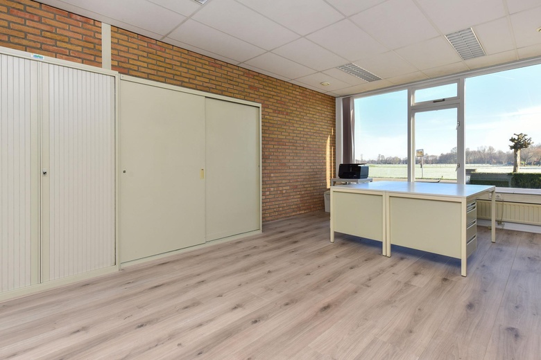 KantoorruimteaanEendrachtstraat 31<br/> inTerschuur KantoorruimteaanEendrachtstraat 31<br/> inTerschuur
