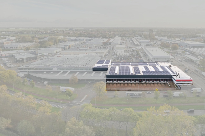 Bekijk foto 1 van Vlaardingweg 63 - 65