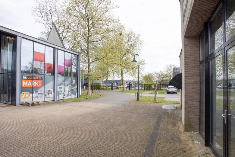 Bedrijfsruimteaanvan den Bergsweg 3 02<br/> inNijverdal Bedrijfsruimteaanvan den Bergsweg 3 02<br/> inNijverdal