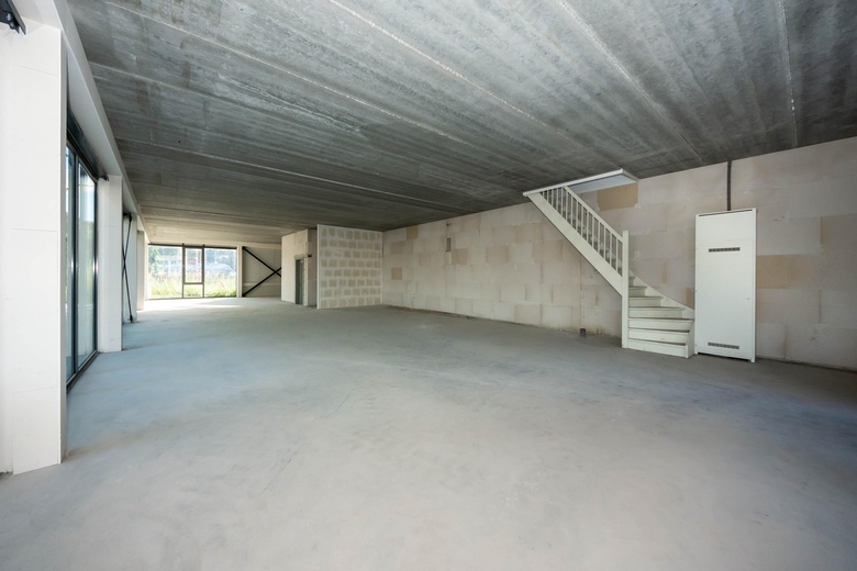 BedrijfsruimteaanHeliumweg 4<br/> inAmersfoort BedrijfsruimteaanHeliumweg 4<br/> inAmersfoort