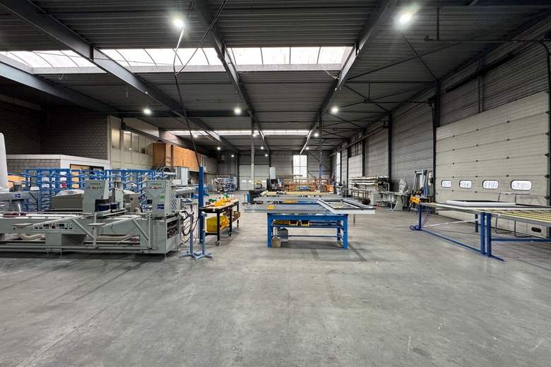 BedrijfsruimteaanDe Beverspijken 15 B<br/> inDen Bosch BedrijfsruimteaanDe Beverspijken 15 B<br/> inDen Bosch