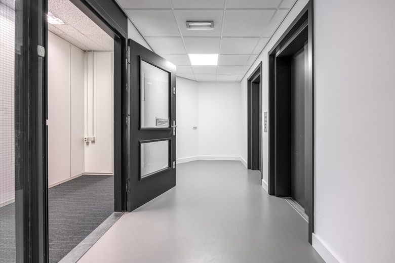KantoorruimteaanStationsweg 41<br/> inZwijndrecht KantoorruimteaanStationsweg 41<br/> inZwijndrecht