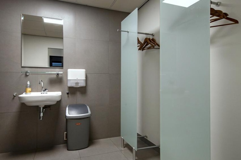 KantoorruimteaanDahliastraat 94<br/> inBergen op Zoom KantoorruimteaanDahliastraat 94<br/> inBergen op Zoom