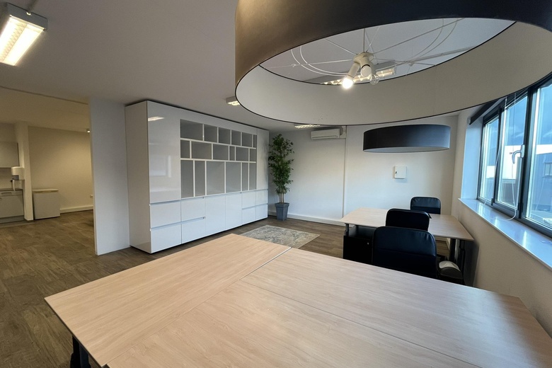 BedrijfsruimteaanSiloweg 672<br/> inDen Bosch