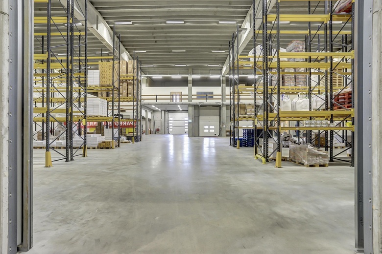 BedrijfsruimteaanDistributieweg 33<br/> inAlphen aan den Rijn BedrijfsruimteaanDistributieweg 33<br/> inAlphen aan den Rijn