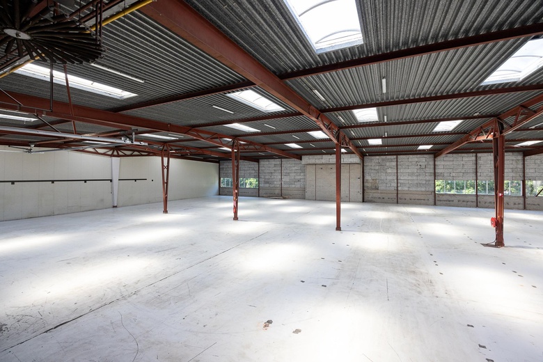 BedrijfsruimteaanVennestraat 10<br/> inLisse BedrijfsruimteaanVennestraat 10<br/> inLisse