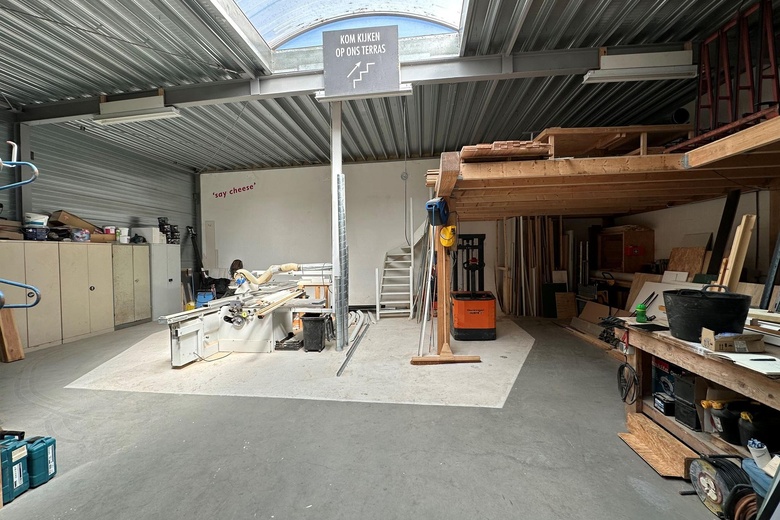 BedrijfsruimteaanScherpemaat 11<br/> inMeppel BedrijfsruimteaanScherpemaat 11<br/> inMeppel