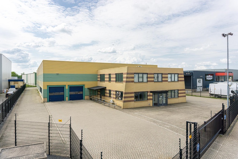 BedrijfsruimteaanMorsestraat 39<br/> inTiel