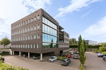 Bekijk foto 4 van Azielaan 22 Bekijk foto 4 van Azielaan 22