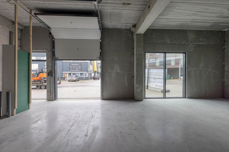 BedrijfsruimteaanZuiderloswal 5<br/> inHilversum BedrijfsruimteaanZuiderloswal 5<br/> inHilversum