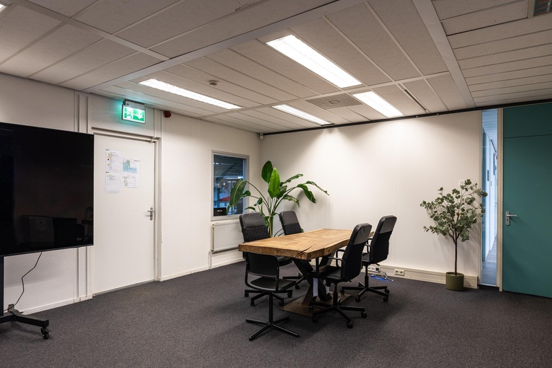 BedrijfsruimteaanVeldwade 14 - 16<br/> inNieuwegein